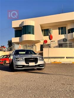 کرایسلەر 300